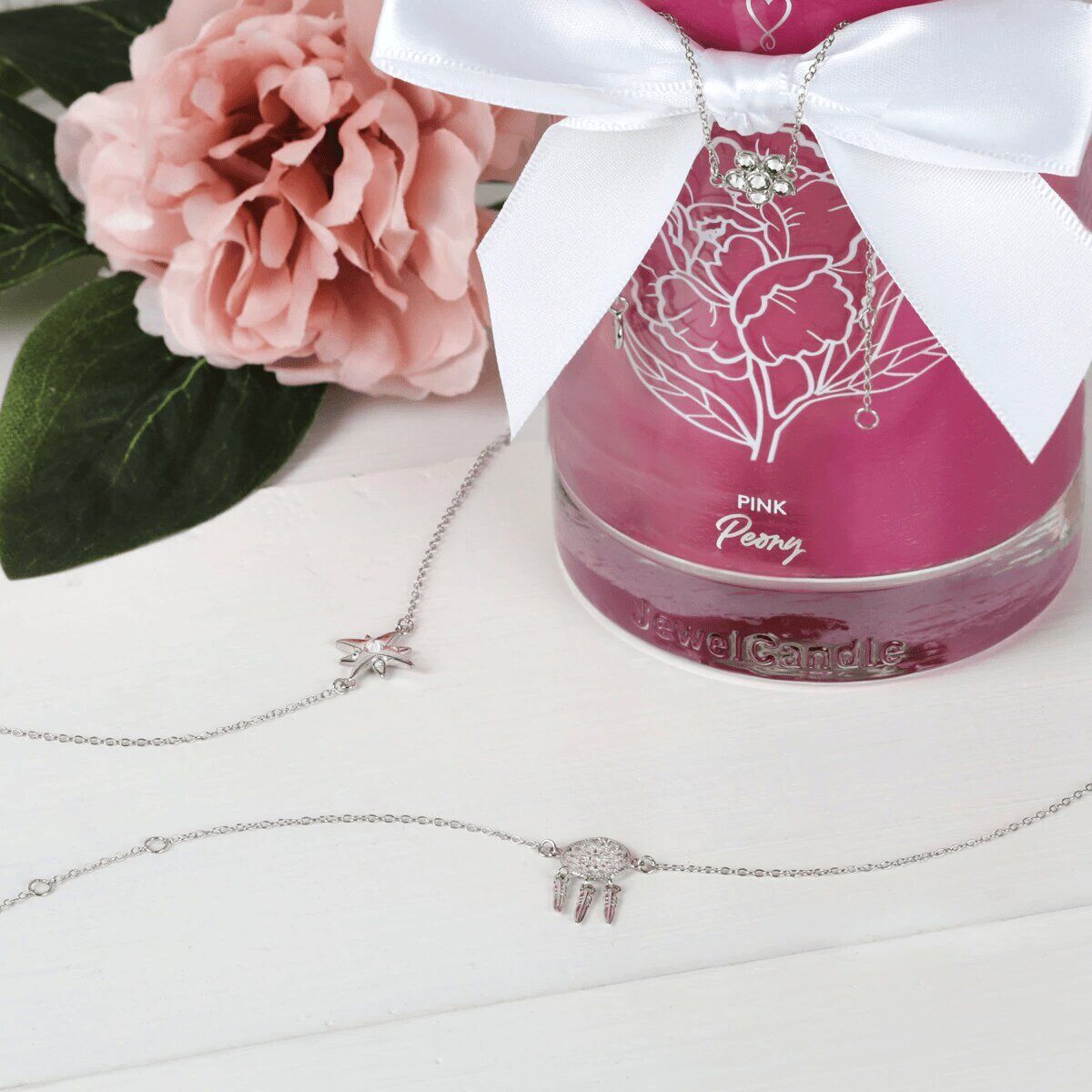 48d26d07f9caf9895b81cd5315bdc0f9705b25d7_pink_peony_jewelcandle_gallery_image_3-Kopie Pink Peony (Armband) 400g
