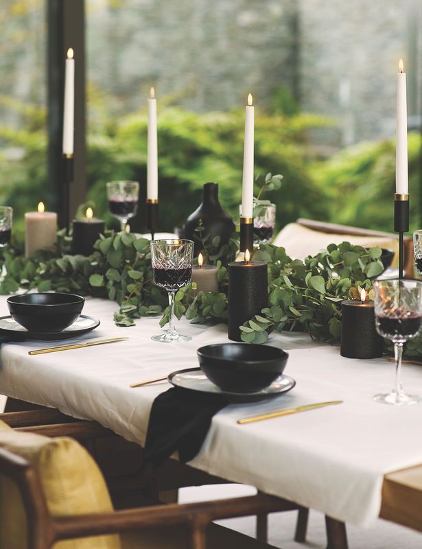 Pillar-Candles-sandstoe-forest-black-Taper-Candles-festive-dining-small-1 Uyuni LED Tafelkerze 75cm nordic white