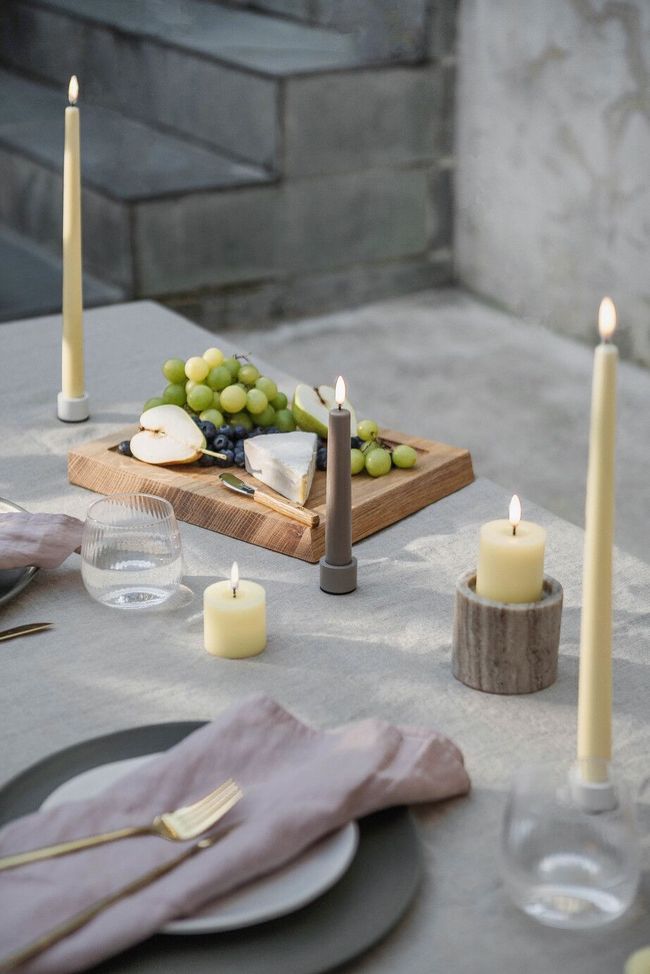 Uyuni-UL-30802-UL-30803-UL-TA-WY02332-2-UL-TA-SA02315-2-UL-30806-UL-PI-WYM0503-UL-PI-WYM0505-UL-PI-WYM0506-1 Uyuni LED Tafelkerze 15cm sandstone 2 Stück