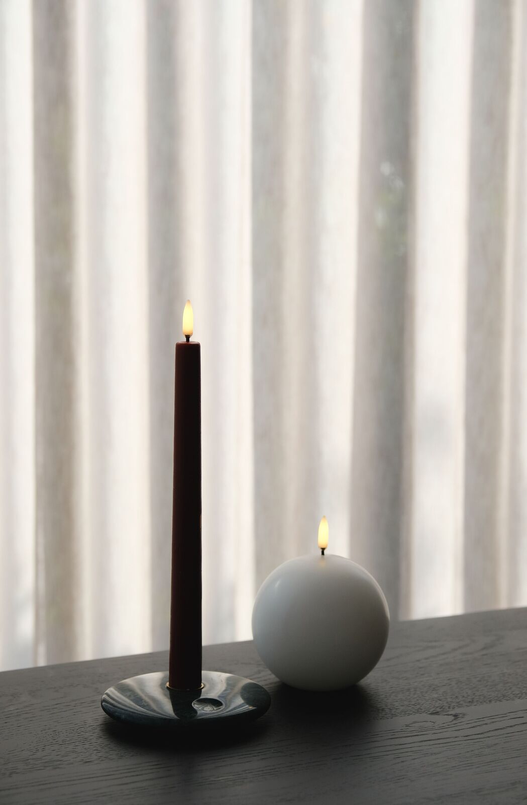 Black-Taper-Chamber-and-Round-candle-large Uyuni LED Tafelkerze 25cm Black 2 Stück