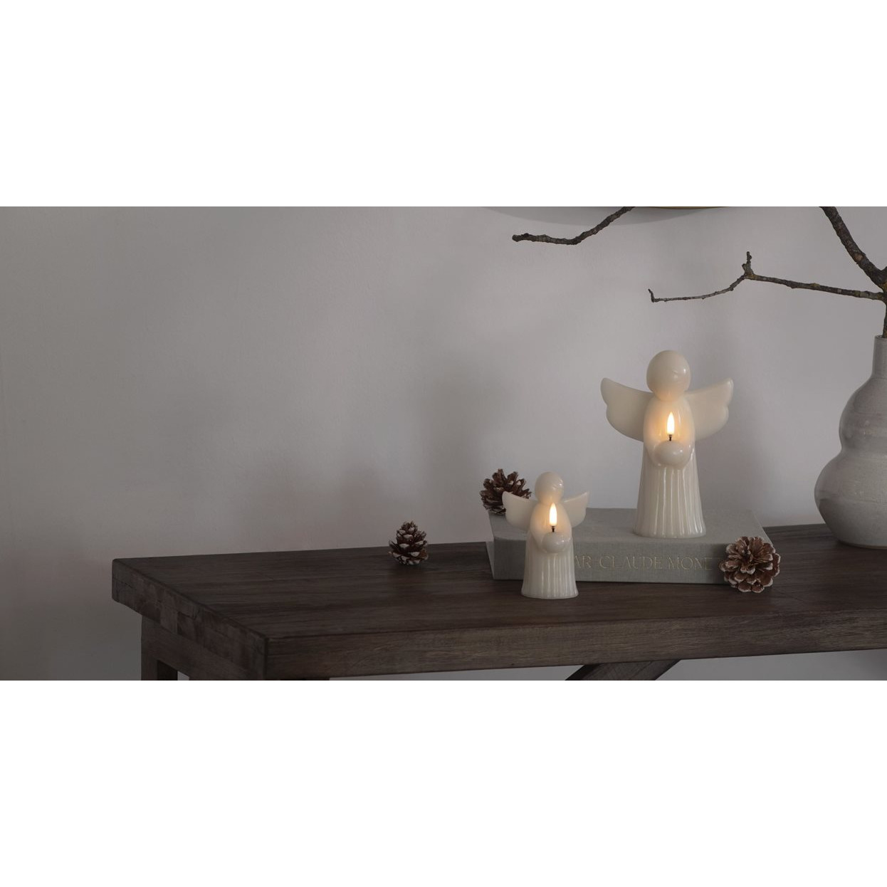 Piffany LED Kerze Angel Vanilla Smooth 14x19cm Engel Kerze, Stumpenkerze, cremefarben, Dekorationsfigur, Tannenzapfen