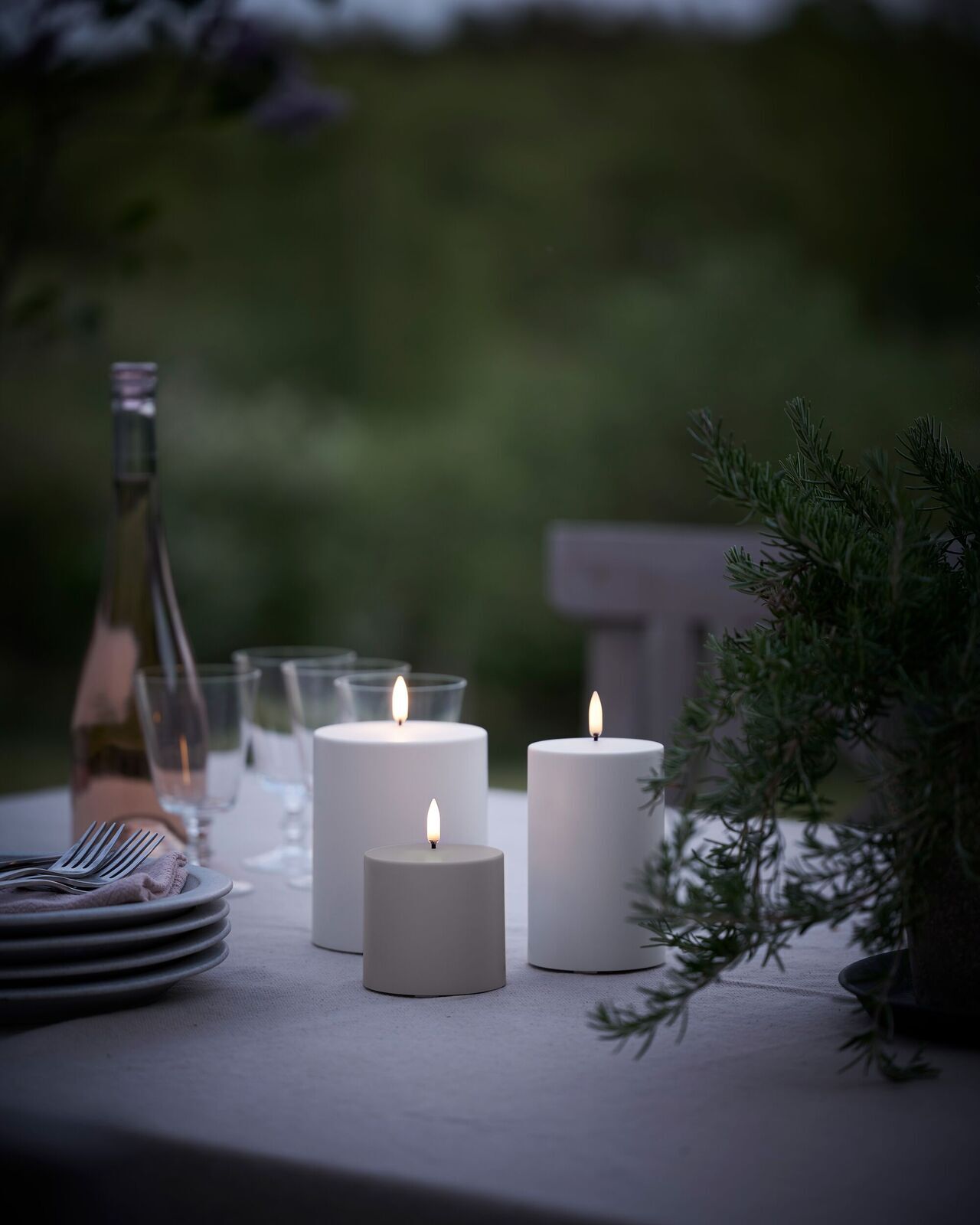 Uyuni-UL-OU-WH78078-UL-OU-SA78013-UL-OU-WH78017-Outdoor-Pillars-2 Uyuni Outdoor LED Stumpenkerze 8,4 x 15cm weiß