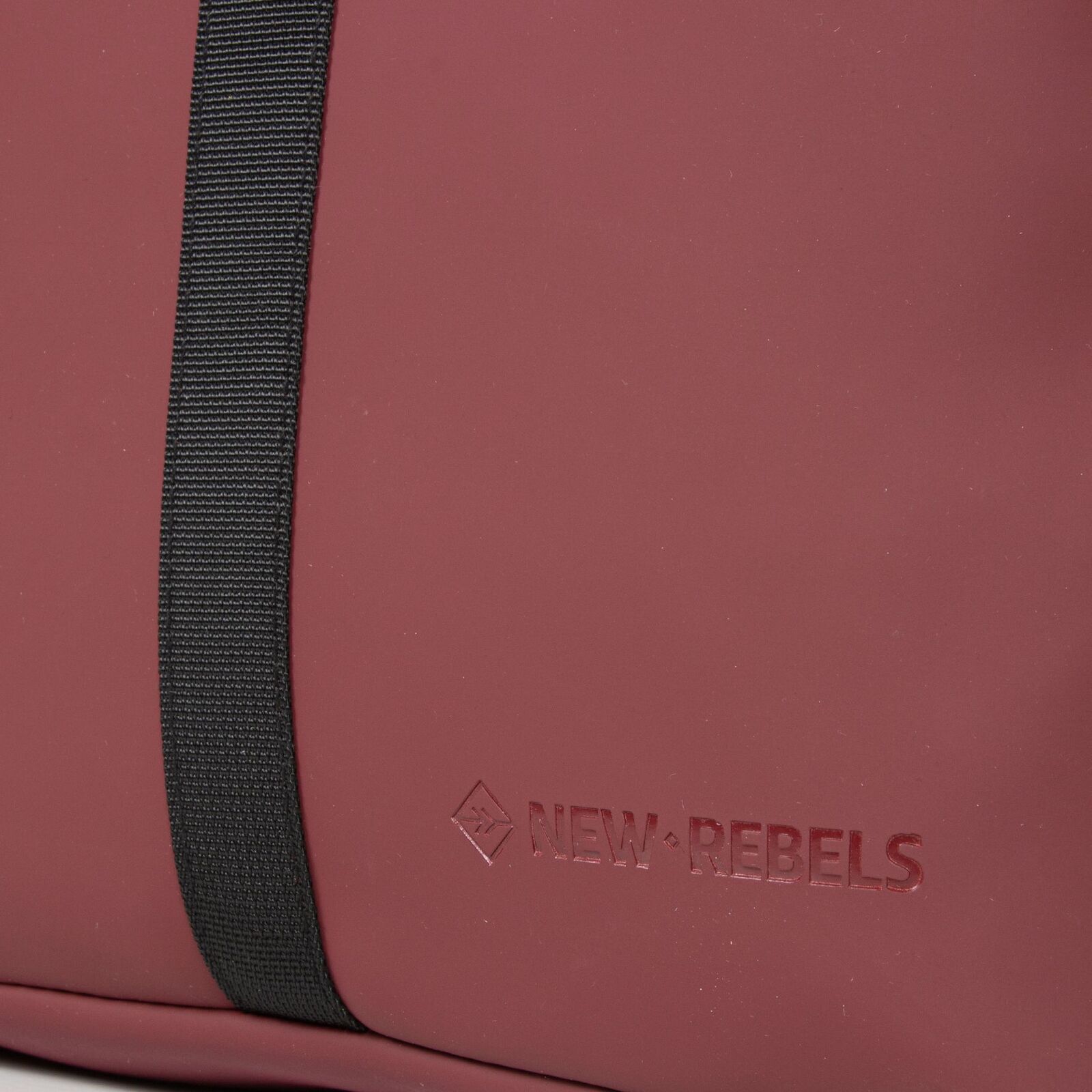 MT3VjAzs Mart - Los Angeles Rolltop Mini Rucksack burgund