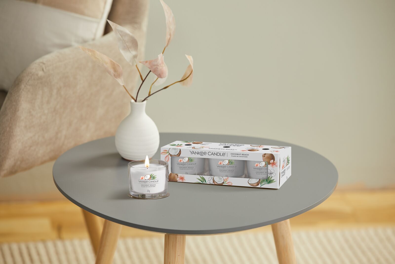 filled-votives_Set-1_Coconut-Beach Coconut Beach 37g Glasvotivkerze 3er Pack