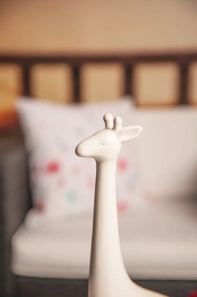 sita-giraffe-creme-weiss-detail-kopf Giraffe Sita cremeweiß 25cm