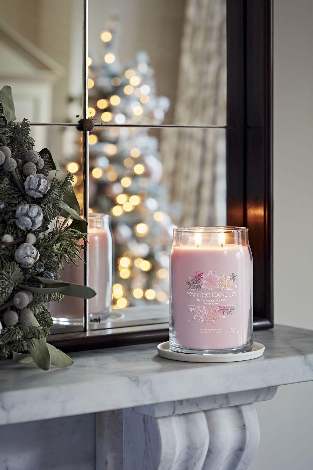 Snowflake Kisses Signature Jar 567g 2-Docht