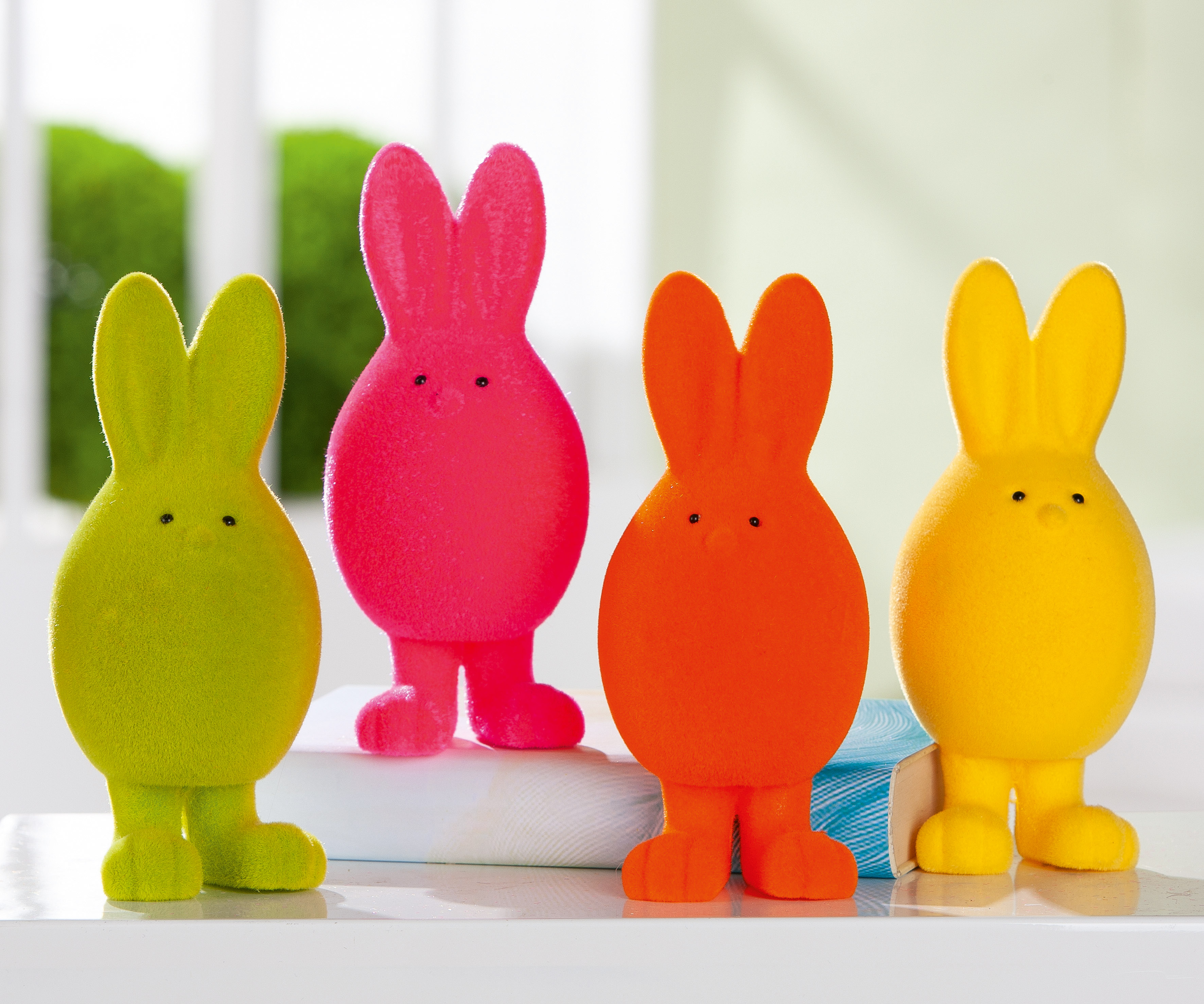 Dekofigur Hase Egbert gelb 23cm