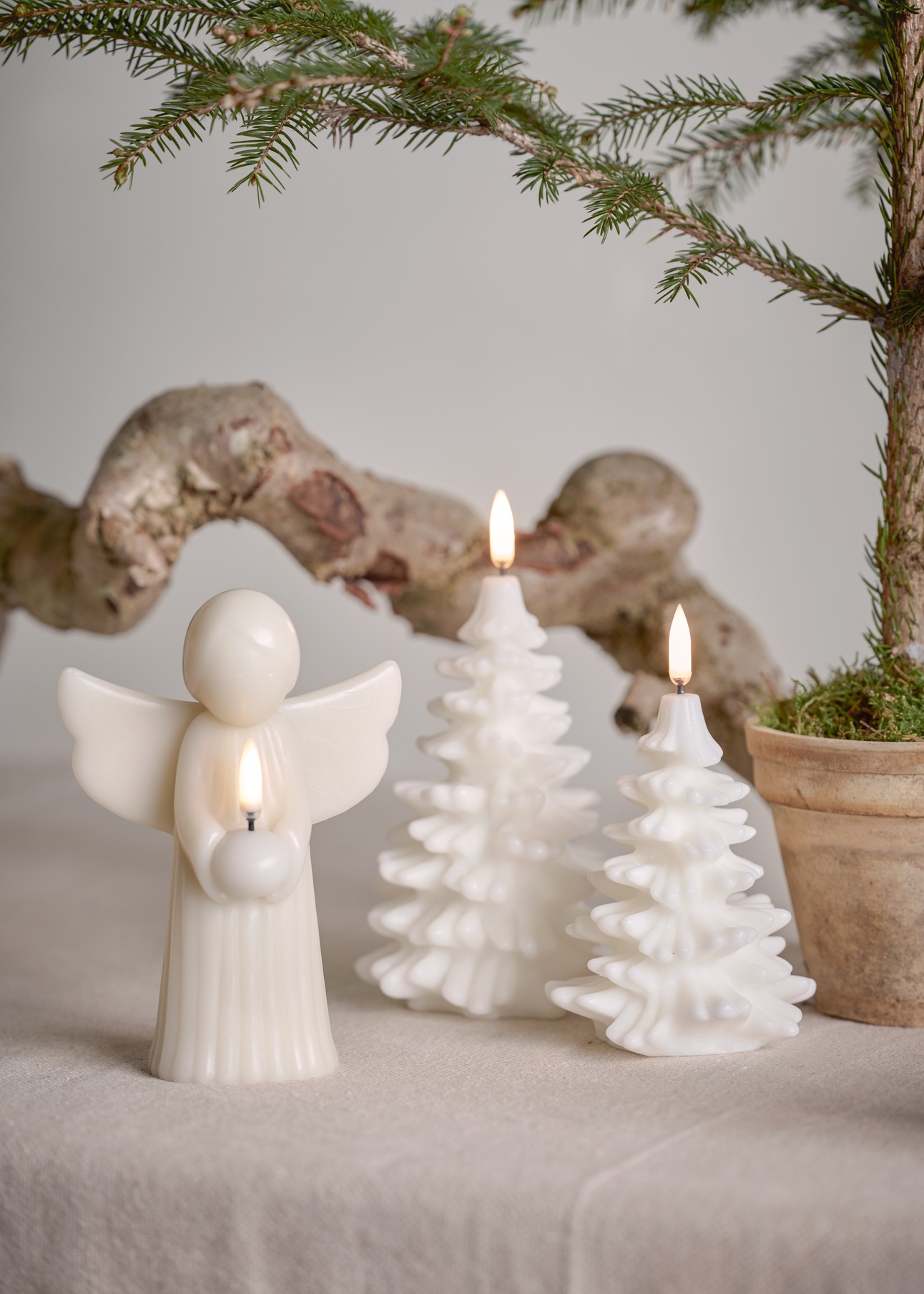 Uyuni LED Kerze Angel vanilla 11x15,5cm