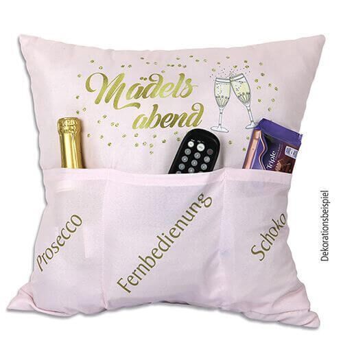 Sofahelden All you need is Mädelsabend Kissen mit 3 Einstecktaschen