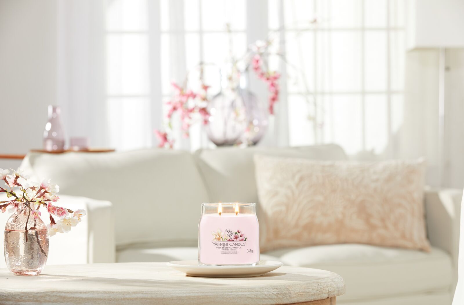 Pink_Cherry__Vanilla_Medium-1 Pink Cherry & Vanilla Signature Medium Jar 368g 2-Docht