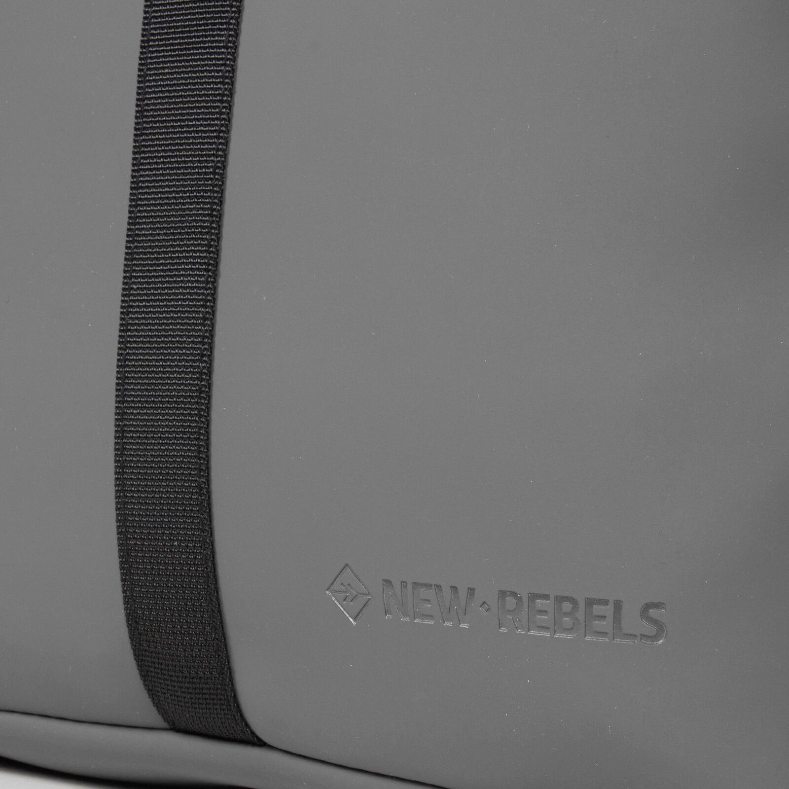 Mart - Los Angeles Rolltop Mini Rucksack anthrazit