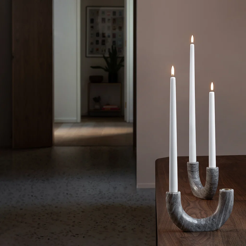 Piffany LED Spitzkerzen Nordic White, glatt, 2er-Set, 2,3x25cm kerzenhalter, candlestick, marble, grau, 3-arm