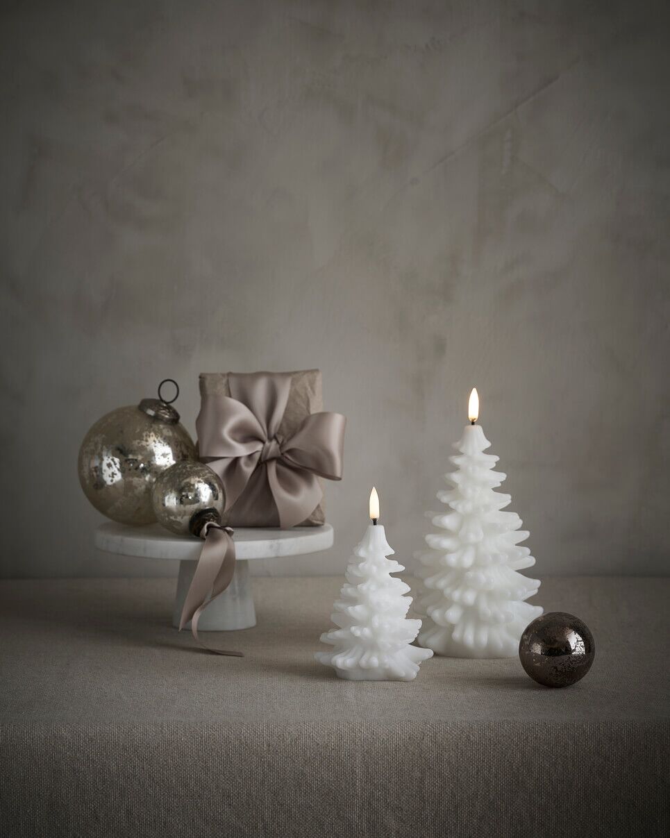 Uyuni LED Kerze Weihnachtsbaum 11x18cm nordic white Uyuni LED Kerze Weihnachtsbaum 11x18cm nordic white