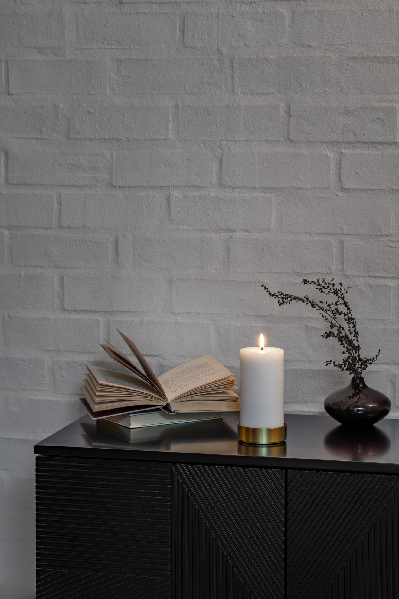 Uyuni Stumpenkerzenhalter Light matte brass