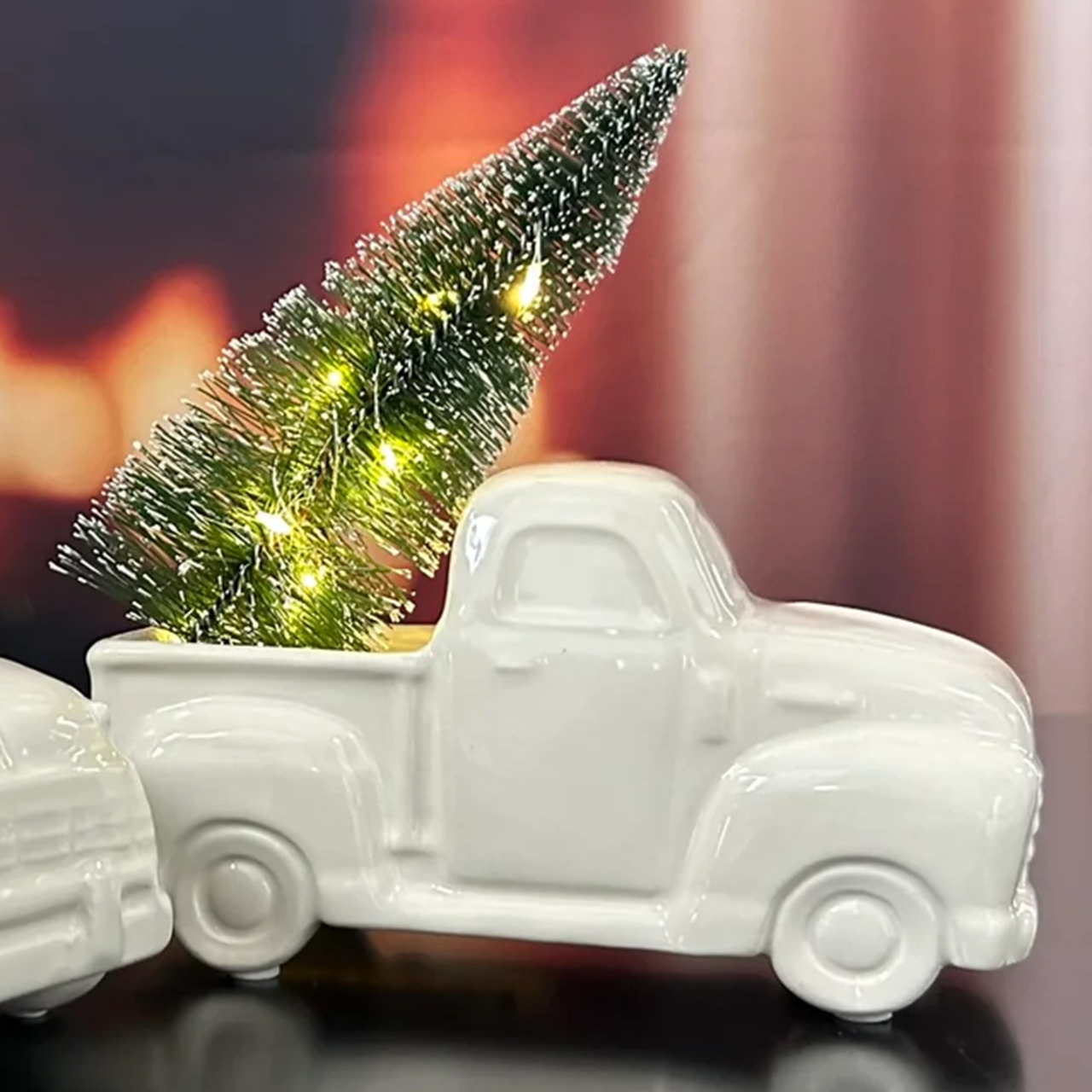 Deko Van Presente mit Baum LED cremeweiß Deko Van Presente mit Baum LED cremeweiß