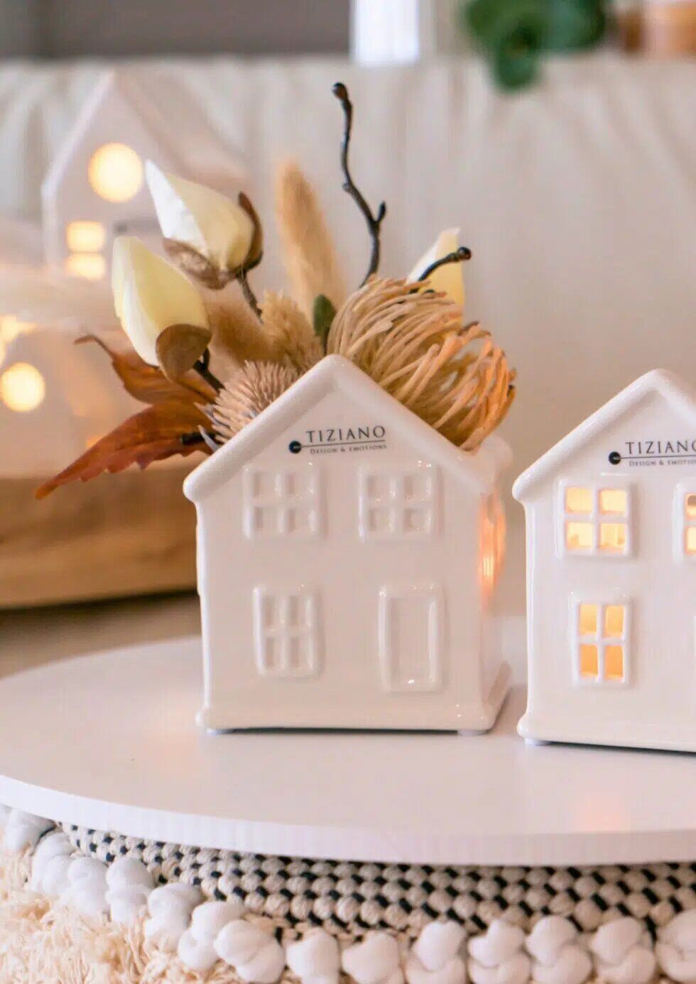 Haus Skade cremeweiß 9cm