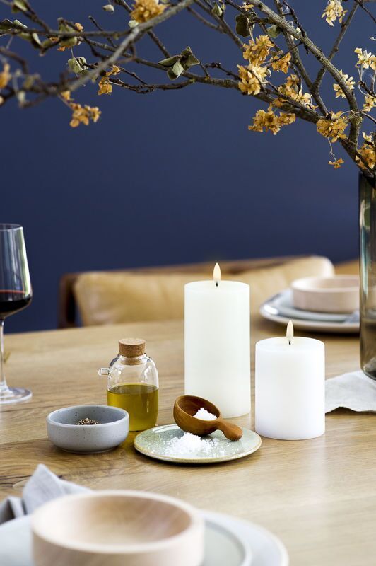 Pillar-Candles-nordic-white-dining-table-salt-blue-wall-smallDwd5jUfA3b0dn Uyuni LED Stumpenkerze 10,1x10cm nordic white