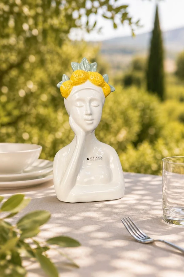 Büste Antonia mit Zitrone 20cm cremeweiß porzellanfigur, frauenkopf, blumenkrone, weiße glasur, tischdekoration