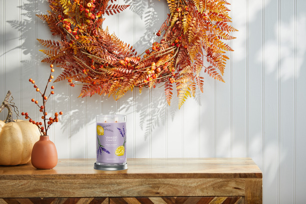 Lemon Lavender Signature Large Tumbler 567g 2-Docht
