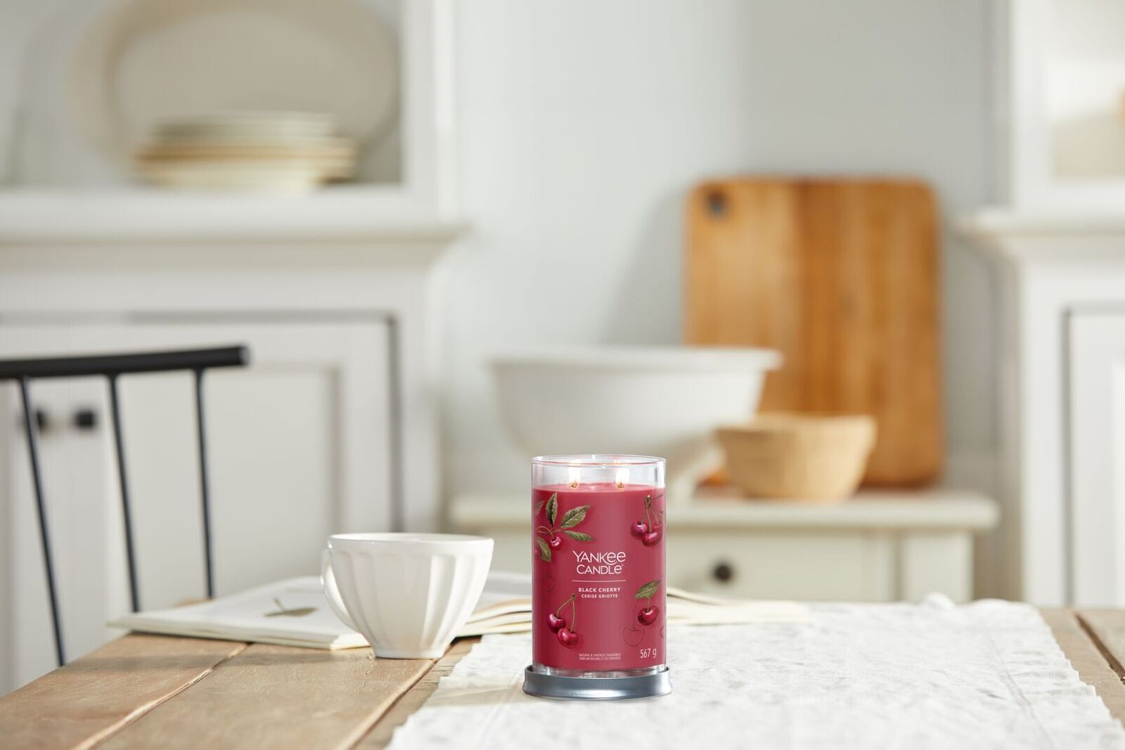 Black Cherry Signature Large Tumbler 567g 2-Docht