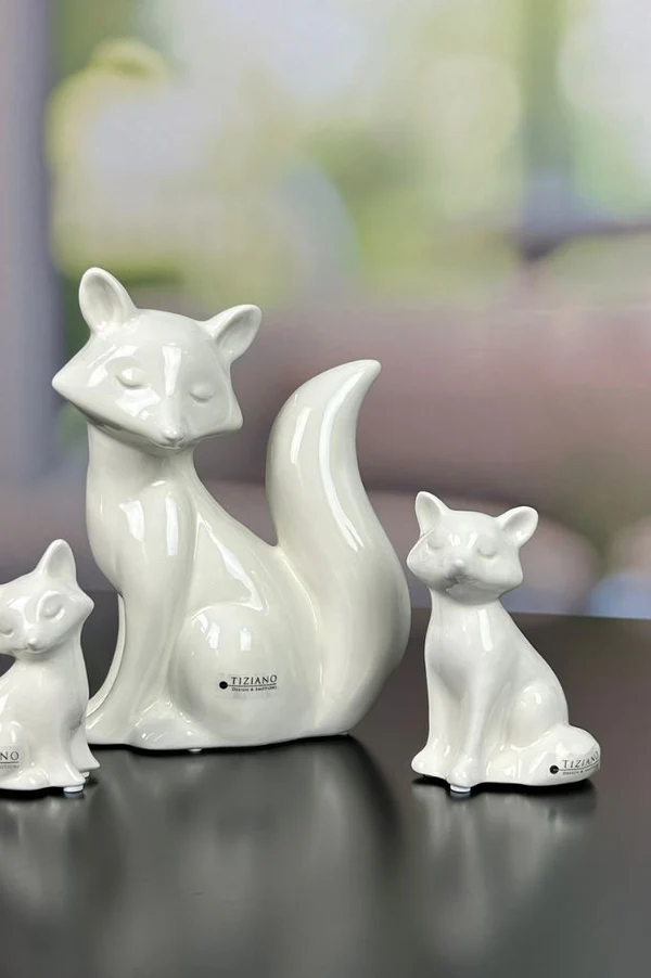 Fuchskind Roxy sitzend 12cm cremeweiß Katzenskulptur, Keramikfigur, weiße Glasur, Wohnaccessoire, Katzenset