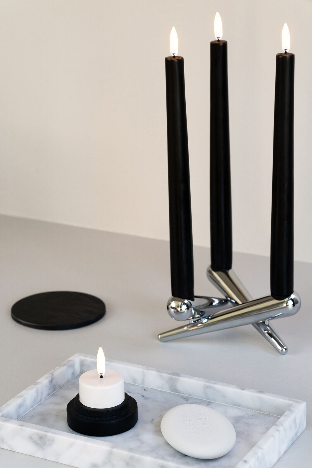 Black-tapers-with-tea-light-candle-large Uyuni LED Tafelkerze 25cm Black 2 Stück