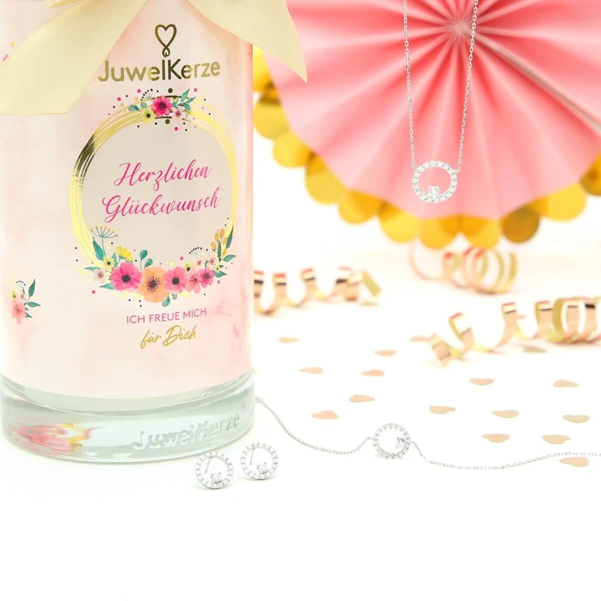 a44b8ad2060bc643edfce5c987bac93c6fcd16cd_made_by_you_duftkerze_mit_schmuck_juwelkerze_gallery_3_168f3e86-b947-4b4f-834e-9b386cae30f8_2048x Herzlichen Glückwunsch (Halskette) 400g