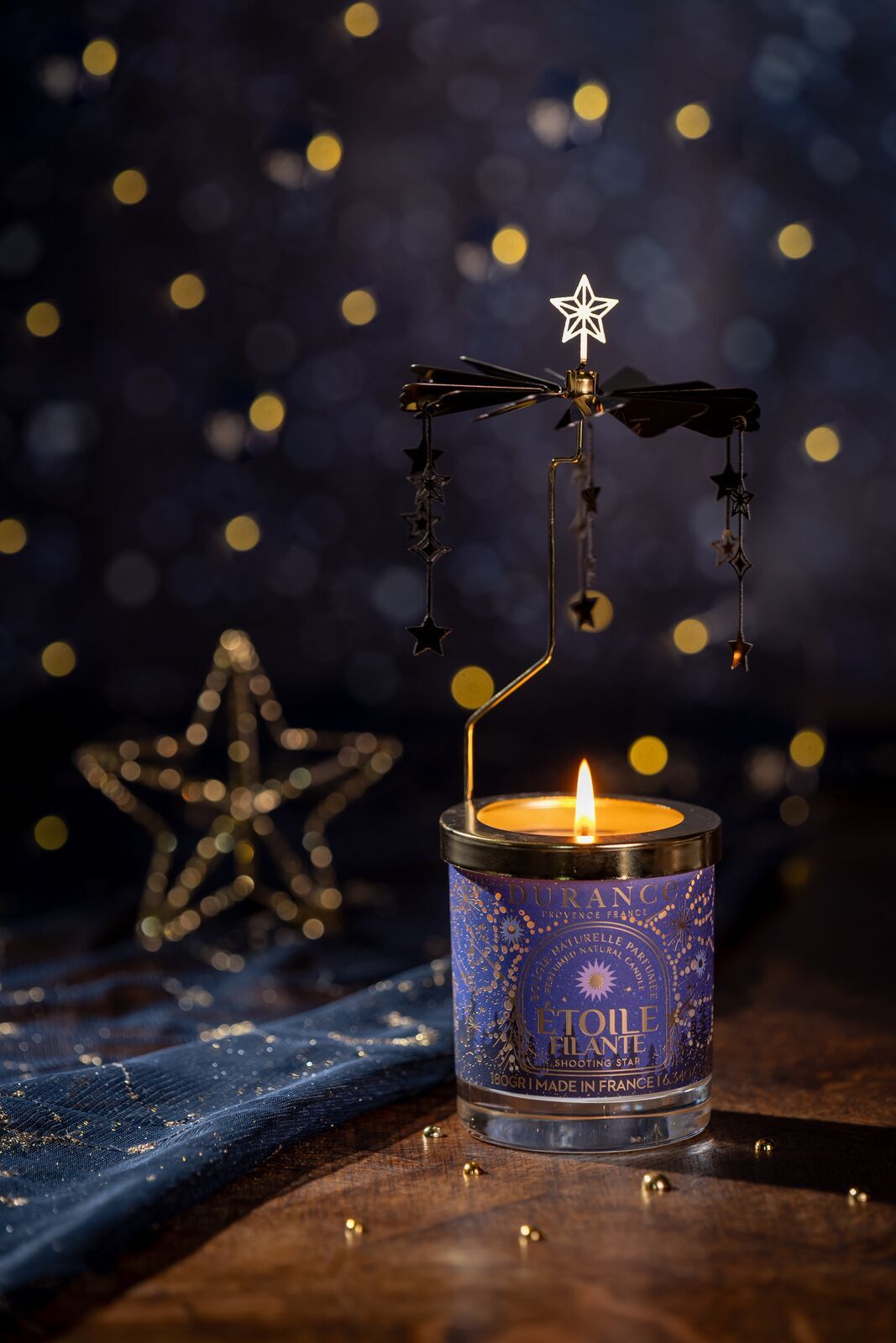 Sternschnuppe - Set mit Karussel und Duftkerze 180g Sternschnuppe - Set mit Karussel und Duftkerze 180g