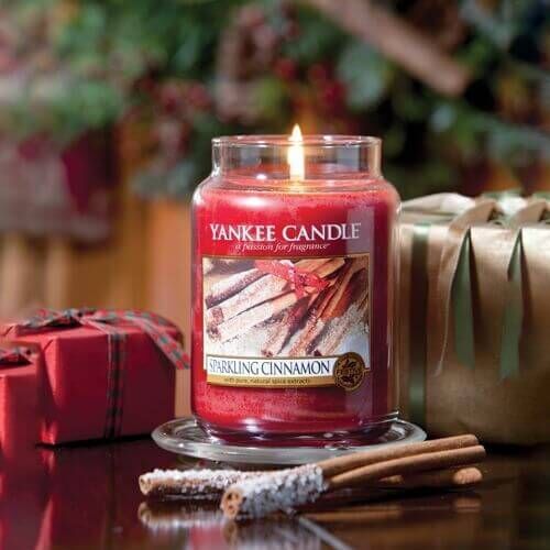 111293_0633r Yankee Candle Sparkling Cinnamon 623g