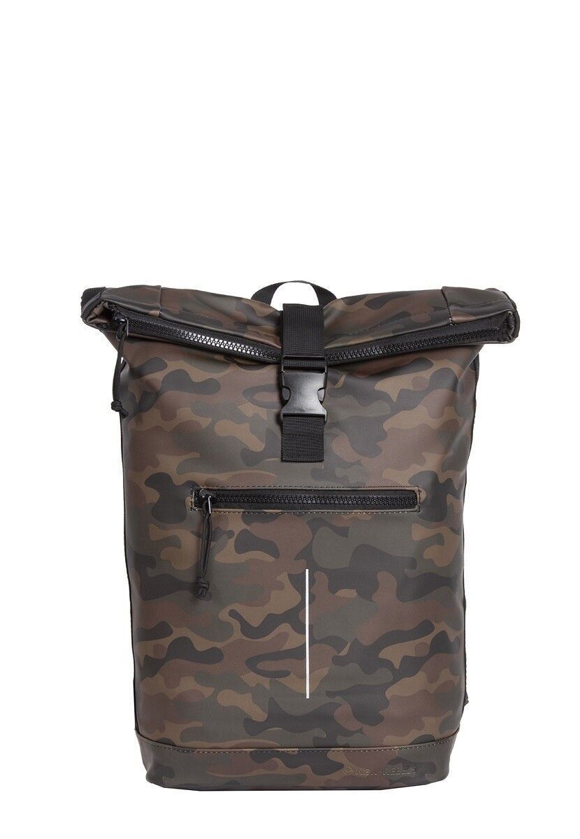 D5C29011DBEEA43864BE756DA03B91313E86CC7C Mart - New York Rolltop Rucksack grün camouflage
