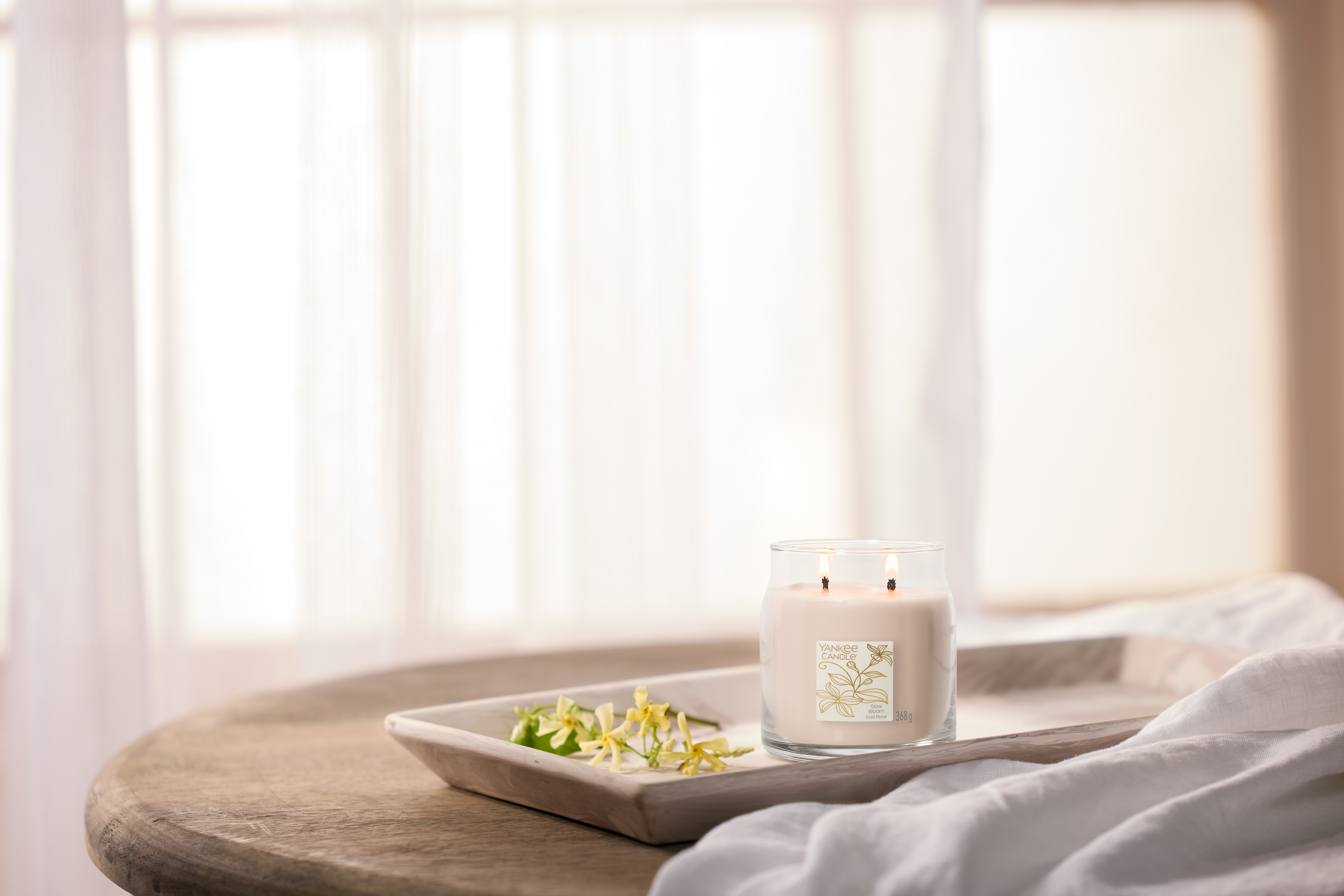 Slow Bloom Signature Medium Jar 368g 2-Docht Slow Bloom Signature Medium Jar 368g 2-Docht