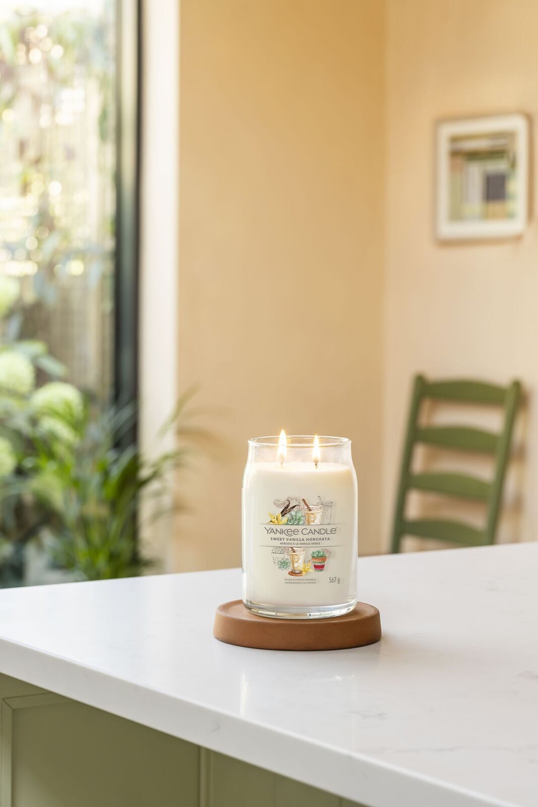 Sweet Vanilla Horchata Signature Large Jar 567g 2-Docht