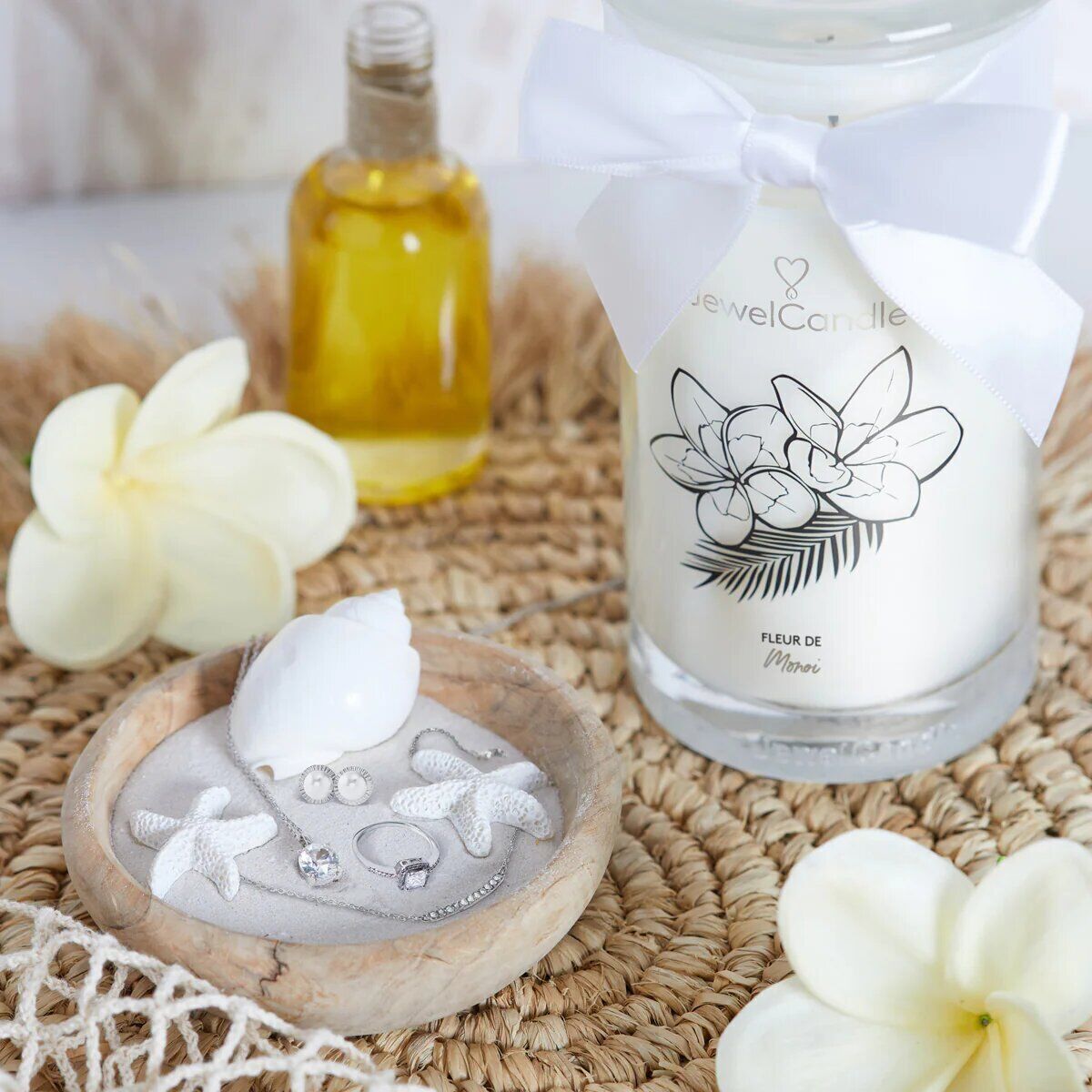 d27547ed1a9e0c8681e46db91e553c06a8b971dc_Monoi_Gallery_Pic_10_2048x Fleur De Monoi (Halskette mit Anhänger) 400g