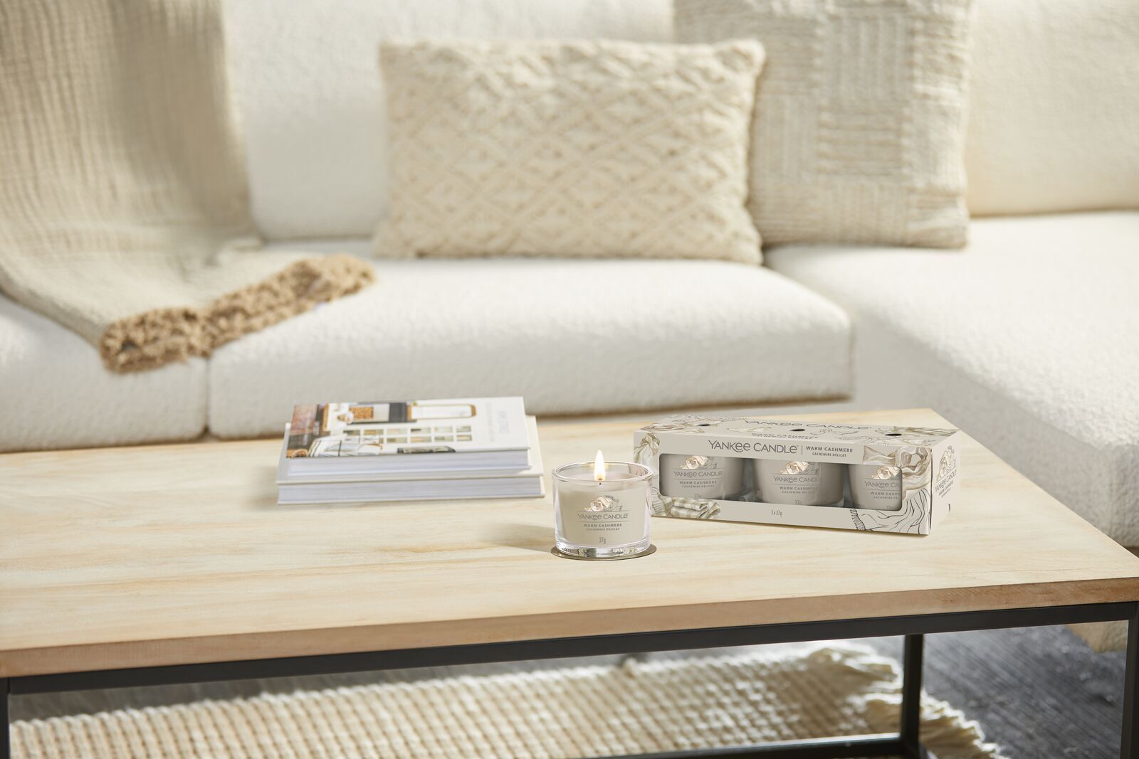 filled-votives_Set-2_Warm-Cashmere Warm Cashmere 37g Glasvotivkerze 3er Pack