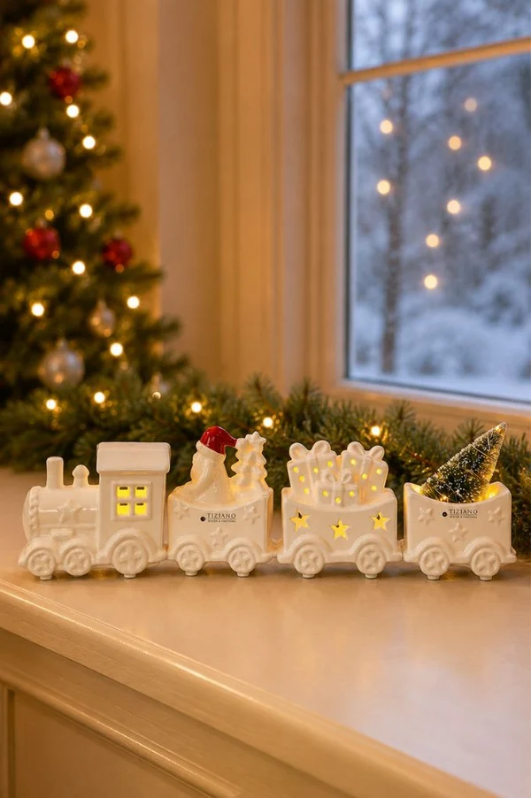 Deko Zug Lukas 4tlg LED cremeweiß Weihnachtsdeko, Lichterzug, Weihnachtsbahn, Schneetafel, Kerzenleuchter-Set