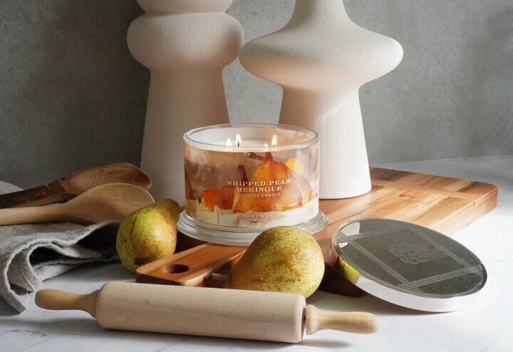 pearmeringuehomeworx1 Whipped Pear Meringue 510g (4-Docht)