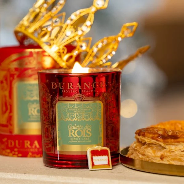 Natürliche Duftkerze 300g Drei Königskuchen aus Marzipan kerze, rote dose, goldene krone, galette des rois, kuchen