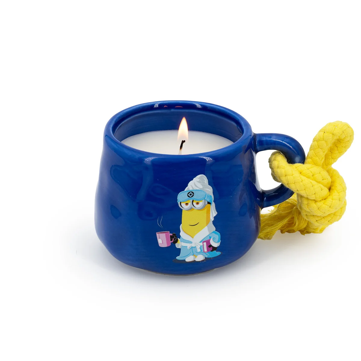 Kevin - Minions™ Duftkerze 200g in Tasse mit Kordel Kevin - Minions™ Duftkerze 200g in Tasse mit Kordel