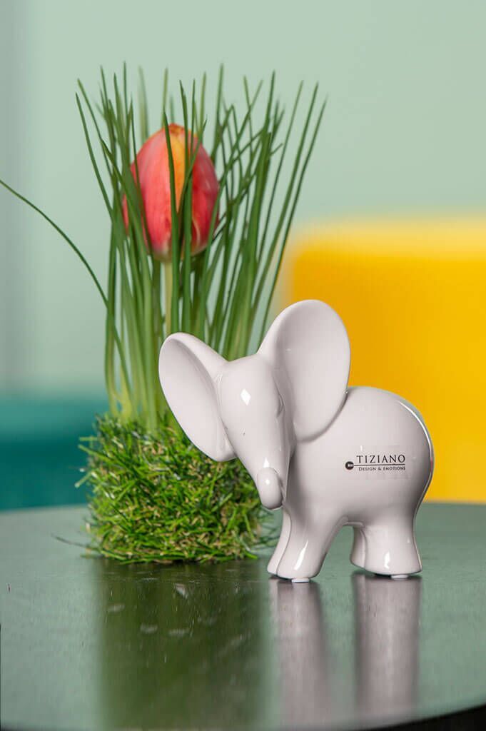 Elefant Leon schauend 12cm