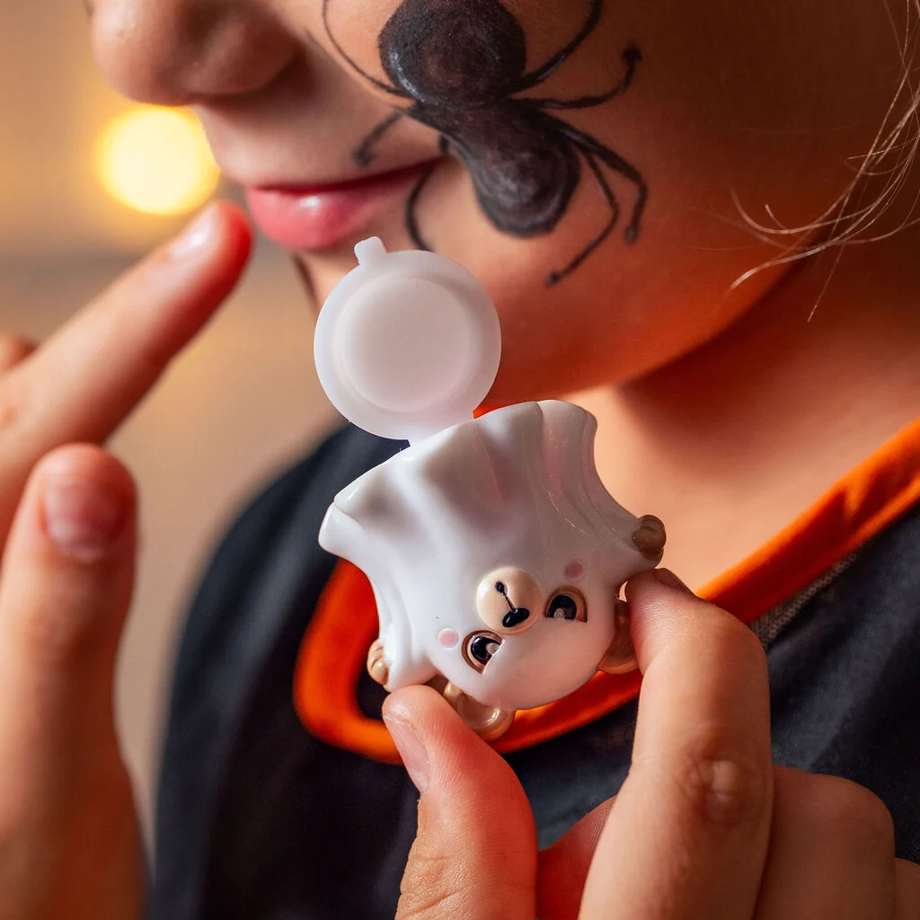 Legami MAGIC KISS Lipgloss Teddy Bear mit Bubblegum-Duft Kinder Spielzeug, Flaschenverschluss, Tierform, Kunststoff, Maulwurf/Igor Figur