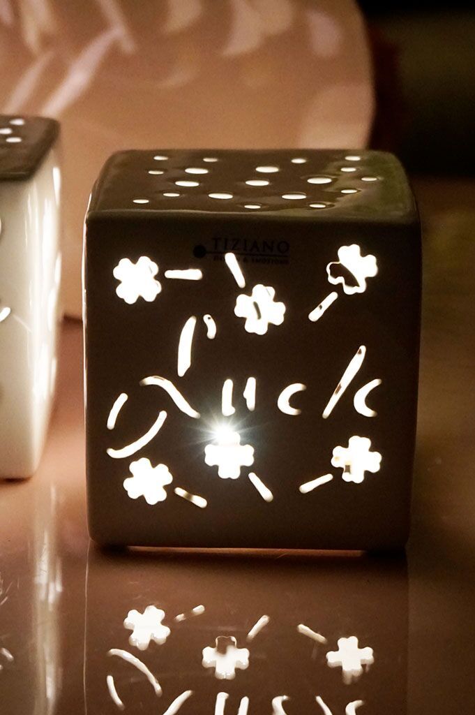 Würfel Tuardo 9cm Glück LED creme