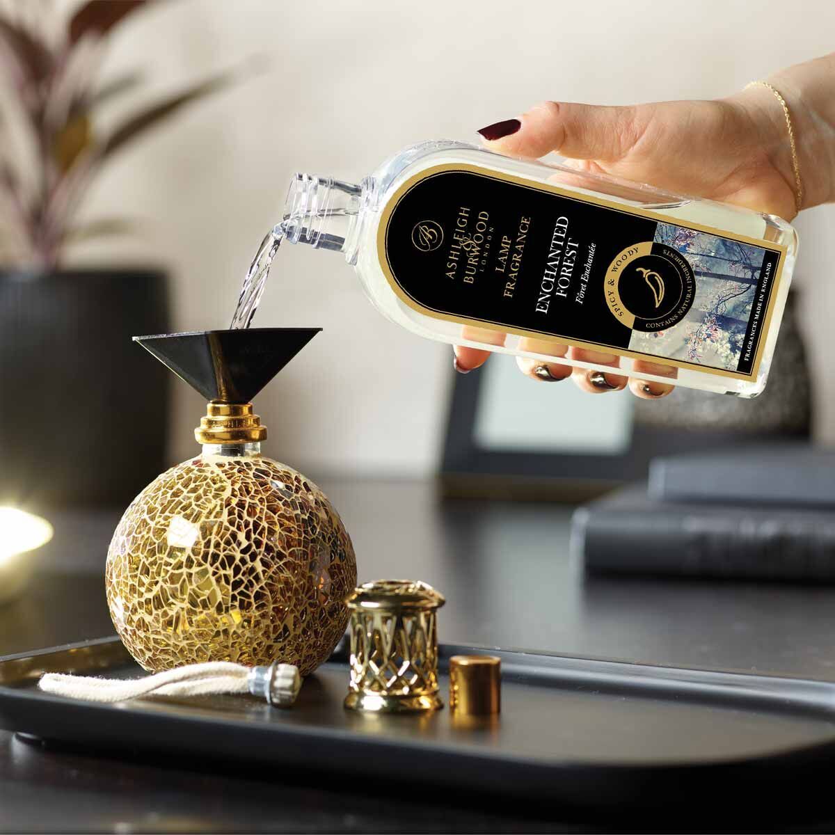 Enchanted Forest 1000ml Duftlampenöl Nachfüller Kochen, Essen, Essen einschenken