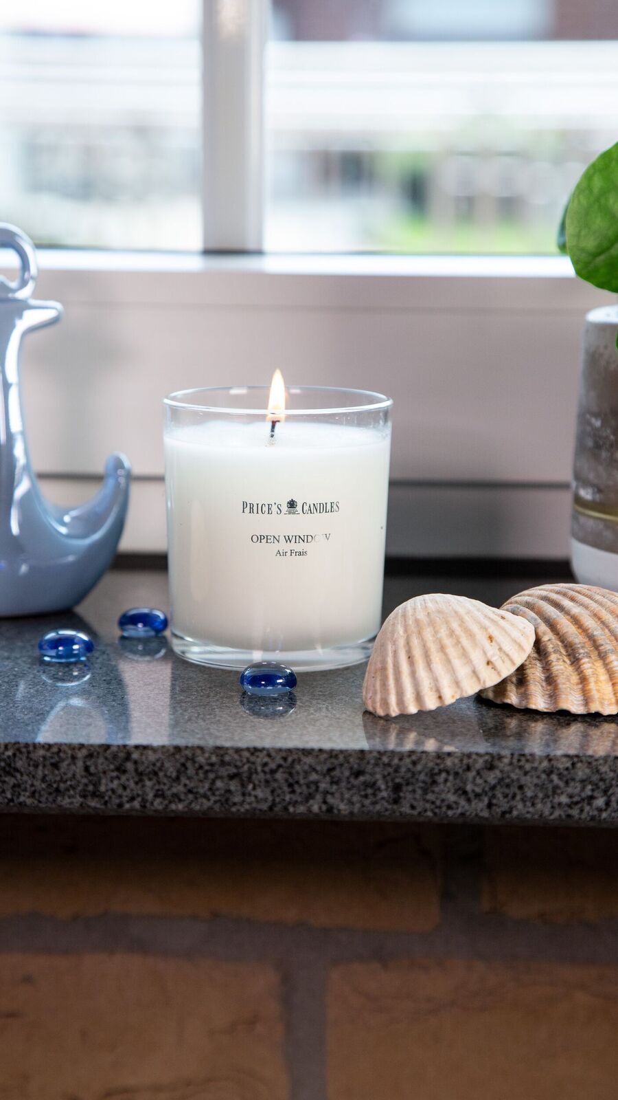 _B4A3015 Open Window 170g