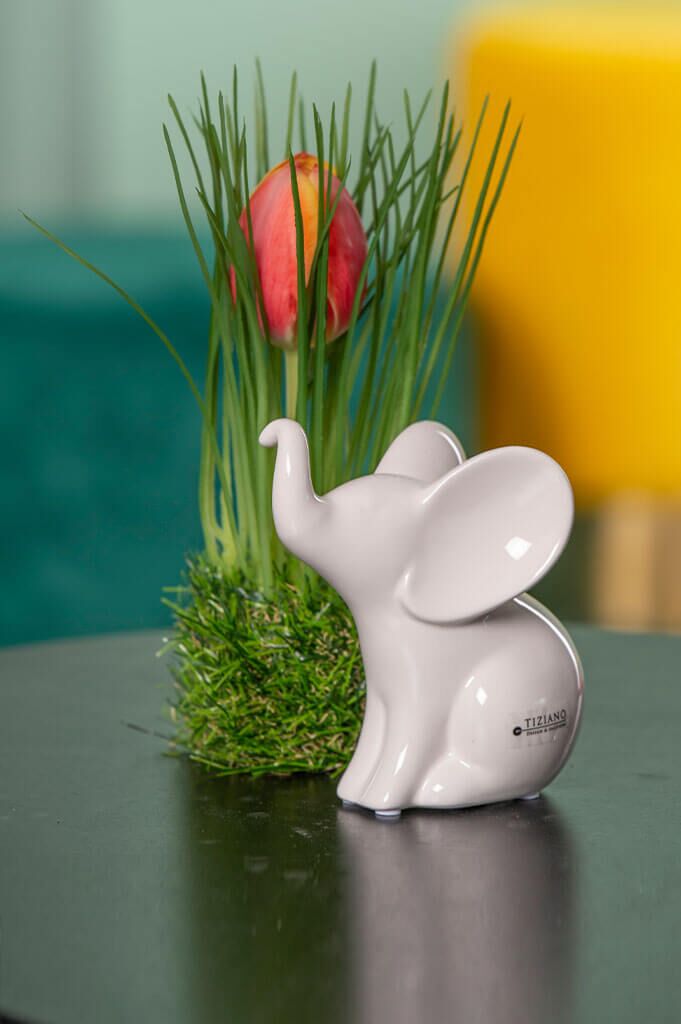 Elefant Leon sitzend 8cm