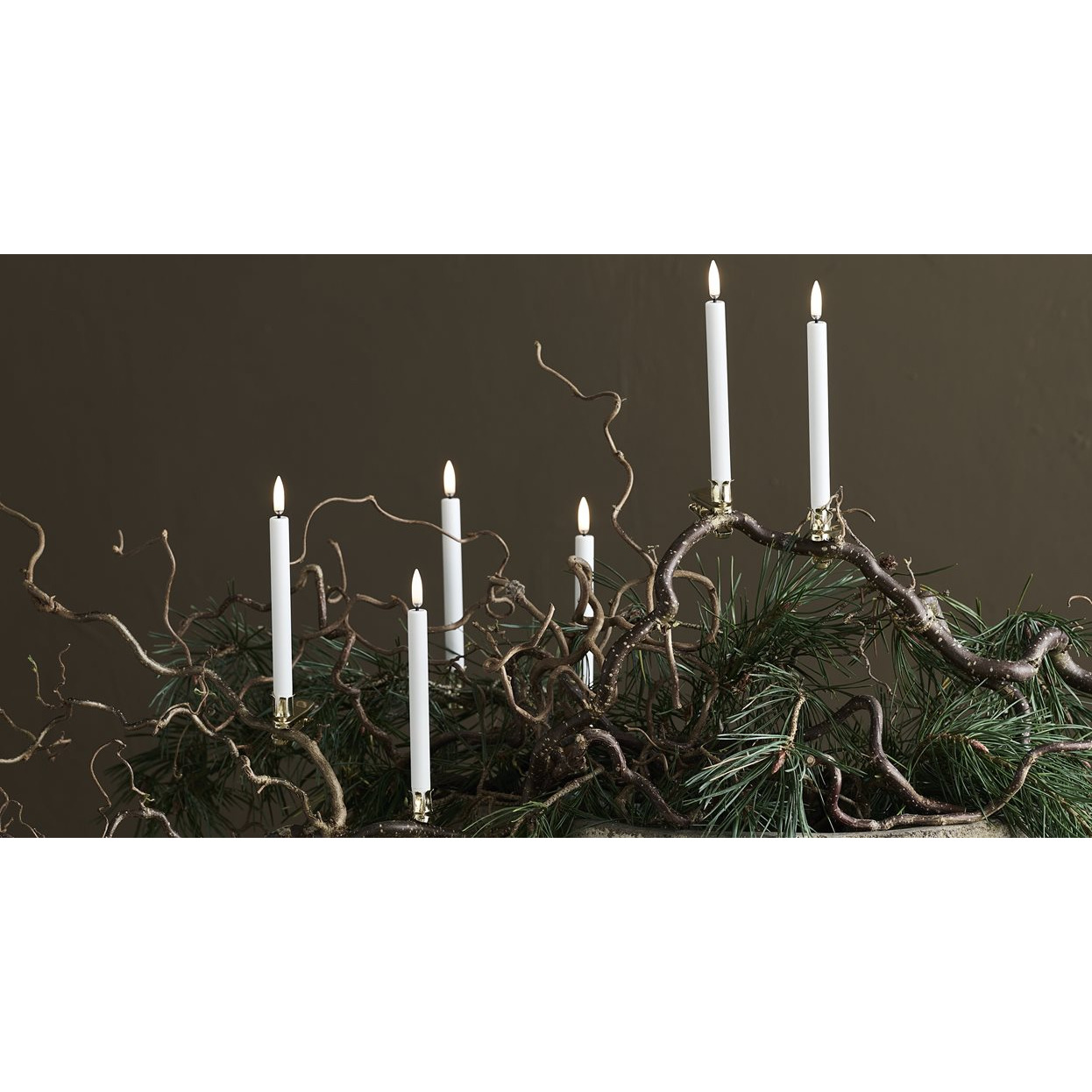 LED Mini Taper Kerzen mit Metallclips, 6er Set Weiß 1,3x13,8cm kerzenhalter, kandelaber, weihnachtsdeko, zweige, tannennadeln