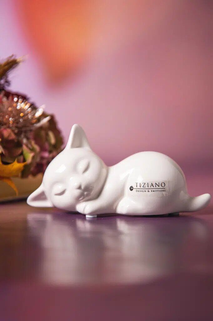 Katze Sedira liegend 14cm cremeweiß