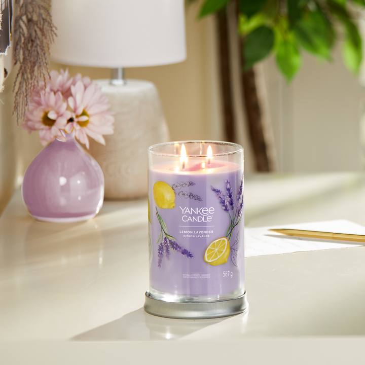 Lemon Lavender Signature Large Tumbler 567g 2-Docht