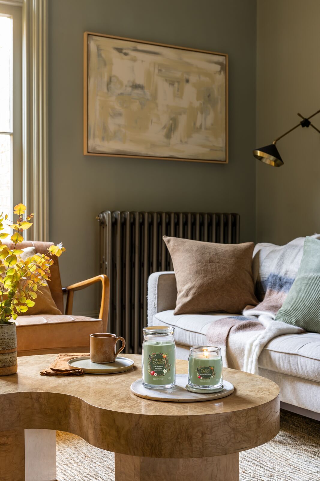 Enchanted Orchard Signature Medium Jar 368g 2-Docht