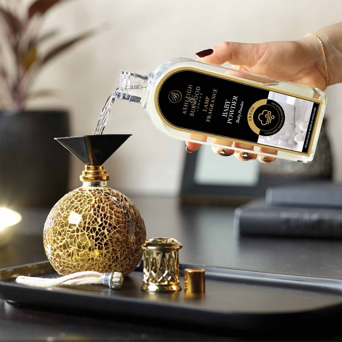 PFL986-In-Use9yZ7P5dTqDAvD Passionfruit Martini 250ml Duftlampenöl Nachfüller