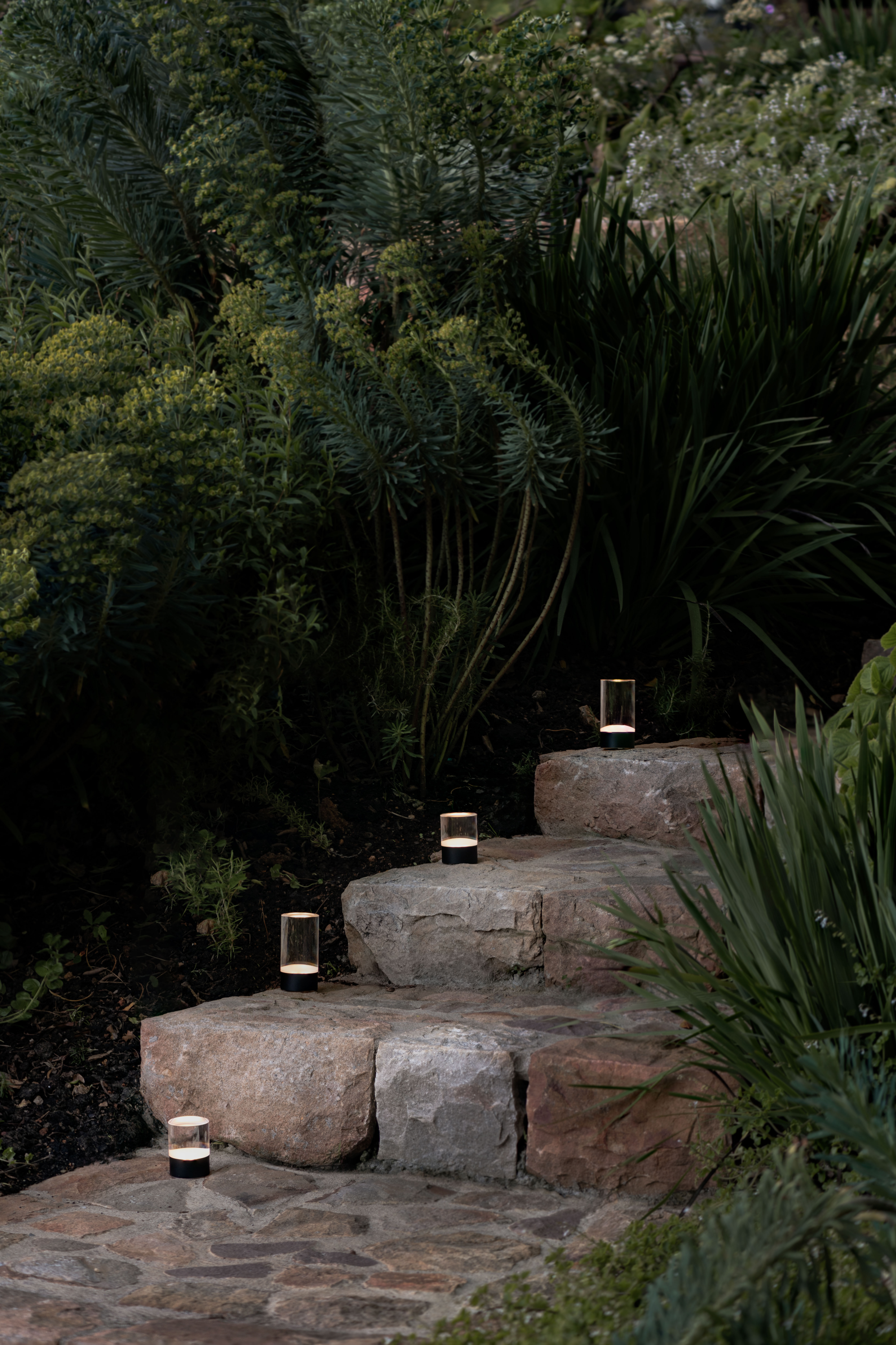 Uyuni Glow Rod klar 4,5x8cm Steinplatte, Pfad, Gehweg, Schiefer